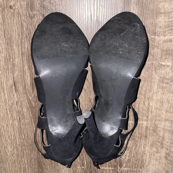 Forever 21 Women’s Black Heels - Picture 12 of 12